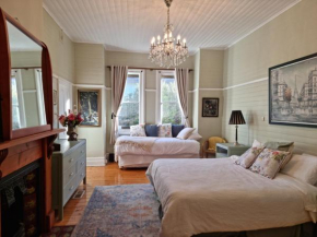 Truro Cottage: Private Garden Paradise in Katoomba, Katoomba